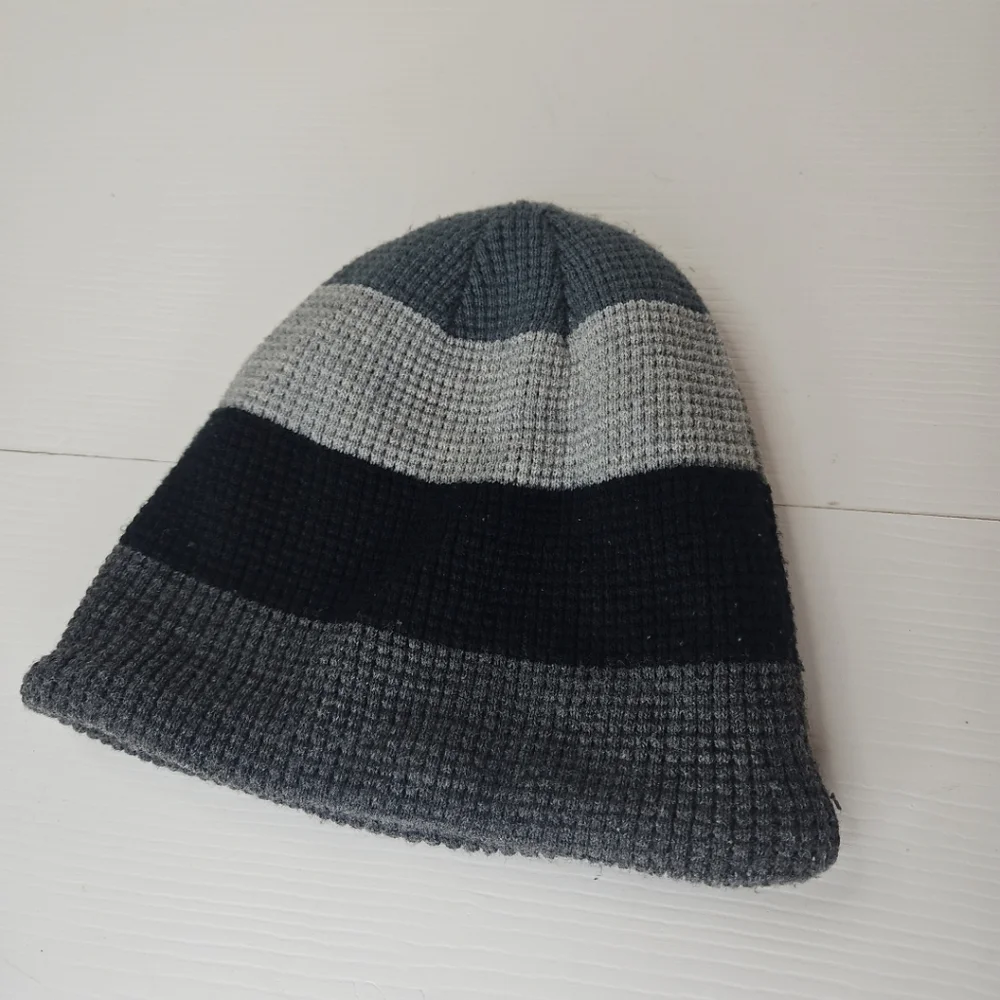 🎁Color Block Casual Solid Unisex Beanie Knitting Hat Winter Black Gray One Size - Picture 8 of 14